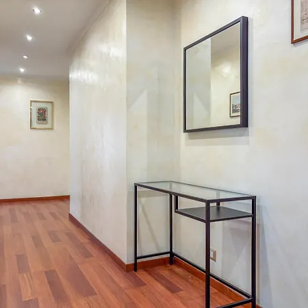 Apartment Metro C -castani Charm Rom